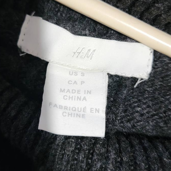H&M Dark Grey Long sleeve Turtleneck Sweater Size Medium - Picture 5 of 8